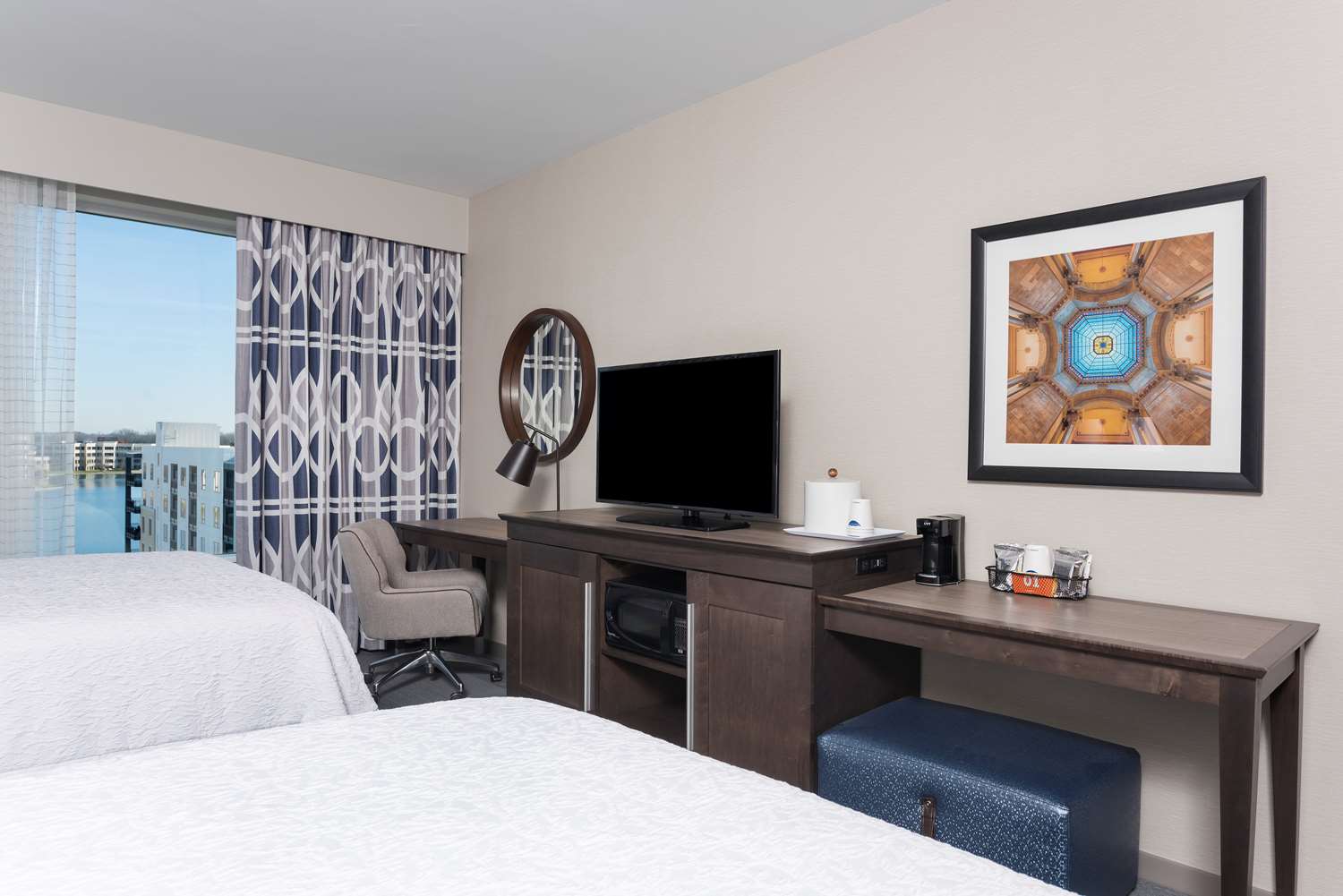 hampton inn and suites indianapolis keystone