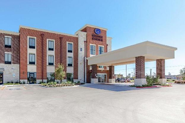 comfort suites kyle