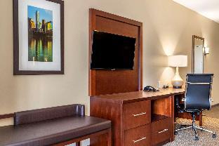 Comfort Suites Kyle,Kyle>>Hays,3 star