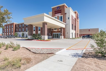 comfort suites kyle