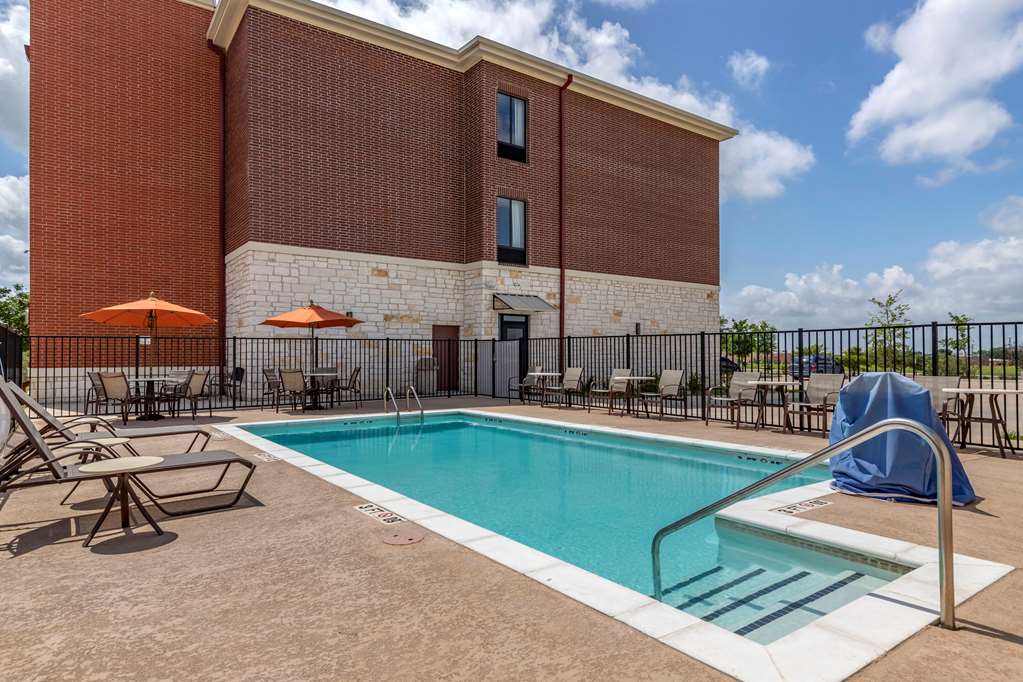 comfort suites kyle