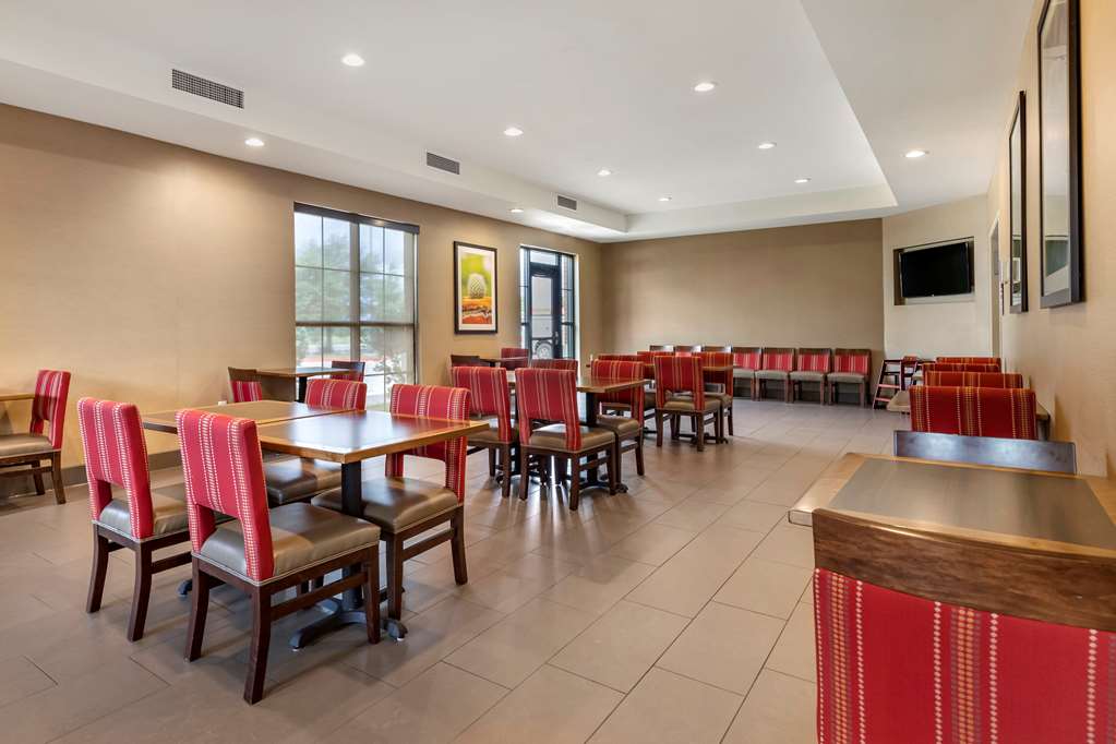 comfort suites kyle