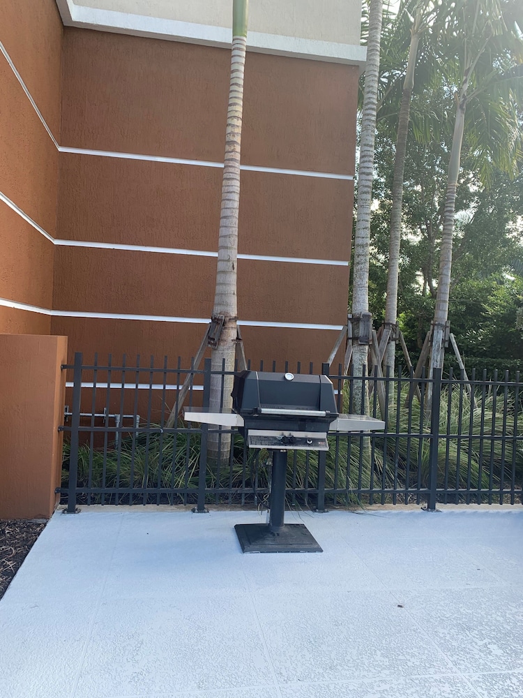 candlewood suites miami exec airport kendall by ihg