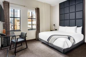 joinery hotel pittsburgh curio collection by hilton