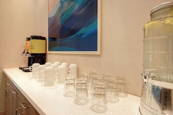 home2 suites by hilton suites marysville