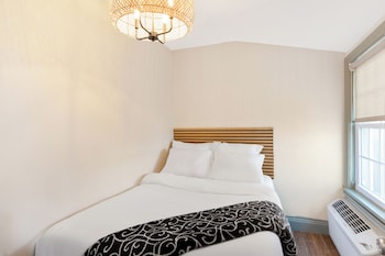 the palms hotel fire island