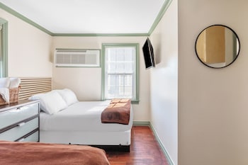 the palms hotel fire island