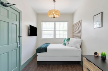 the palms hotel fire island