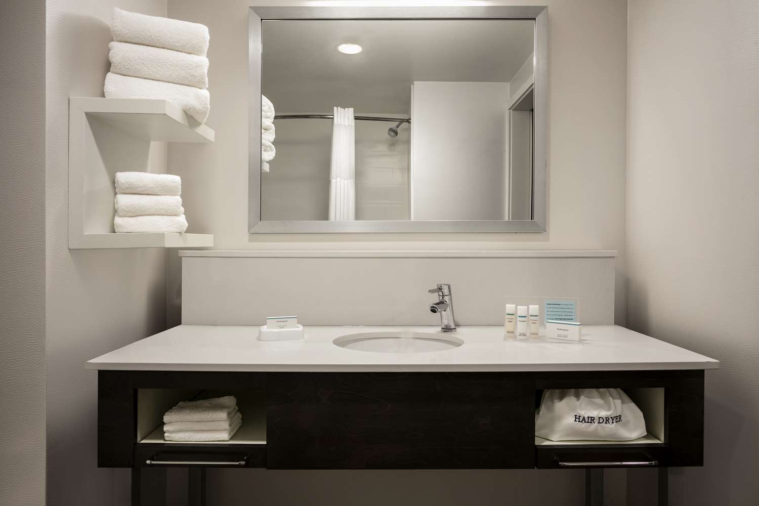 hampton inn kernersville