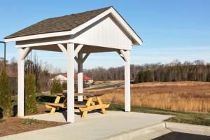 hampton inn kernersville