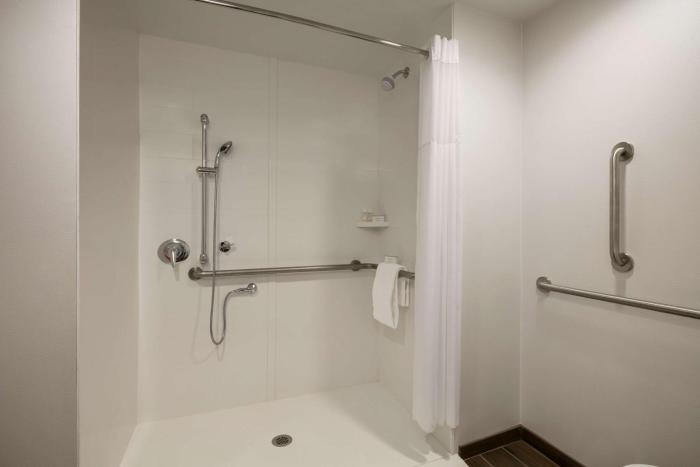 hampton inn kernersville