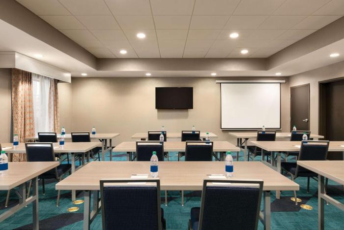 hampton inn kernersville