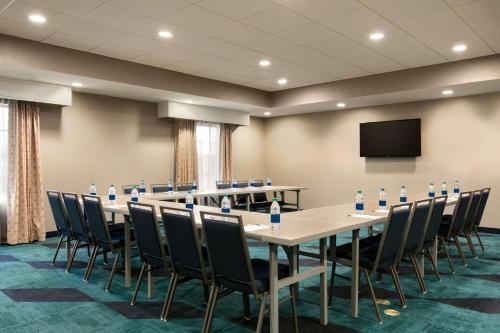 hampton inn kernersville