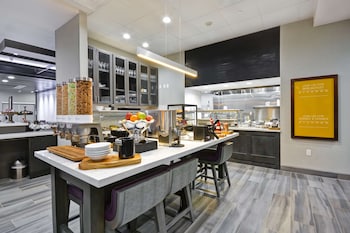 hilton garden inn tulsa broken arrow