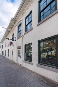 The Wick, Hudson, A Tribute Portfolio Hotel,Castleton-On-Hudson>>Athens,4 star
