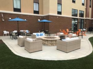 hampton inn and suites morgantown university town centre