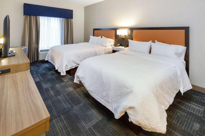 hampton inn and suites morgantown university town centre