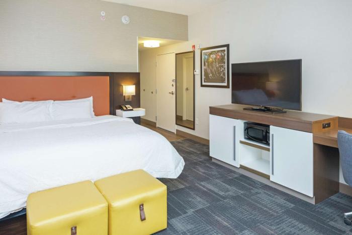 hampton inn and suites morgantown university town centre