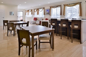 americas inn and suites iah north