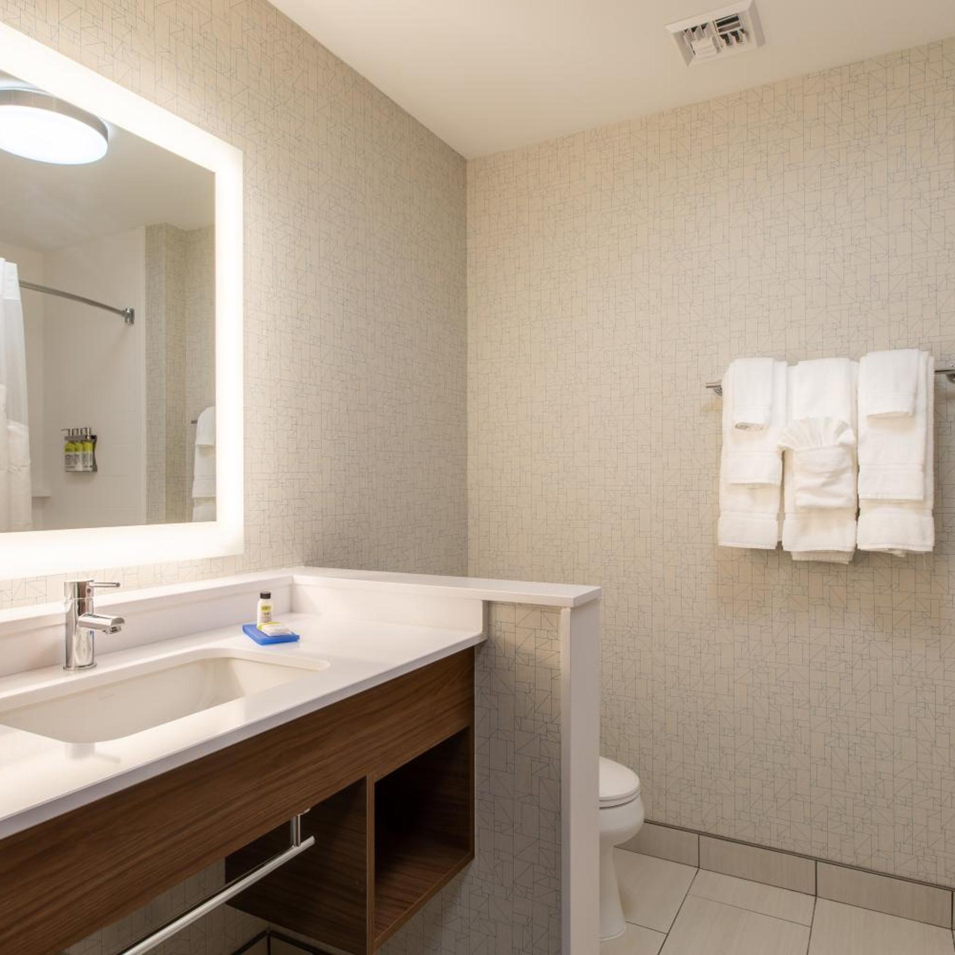 holiday inn express and suites greenville s piedmont by ihg