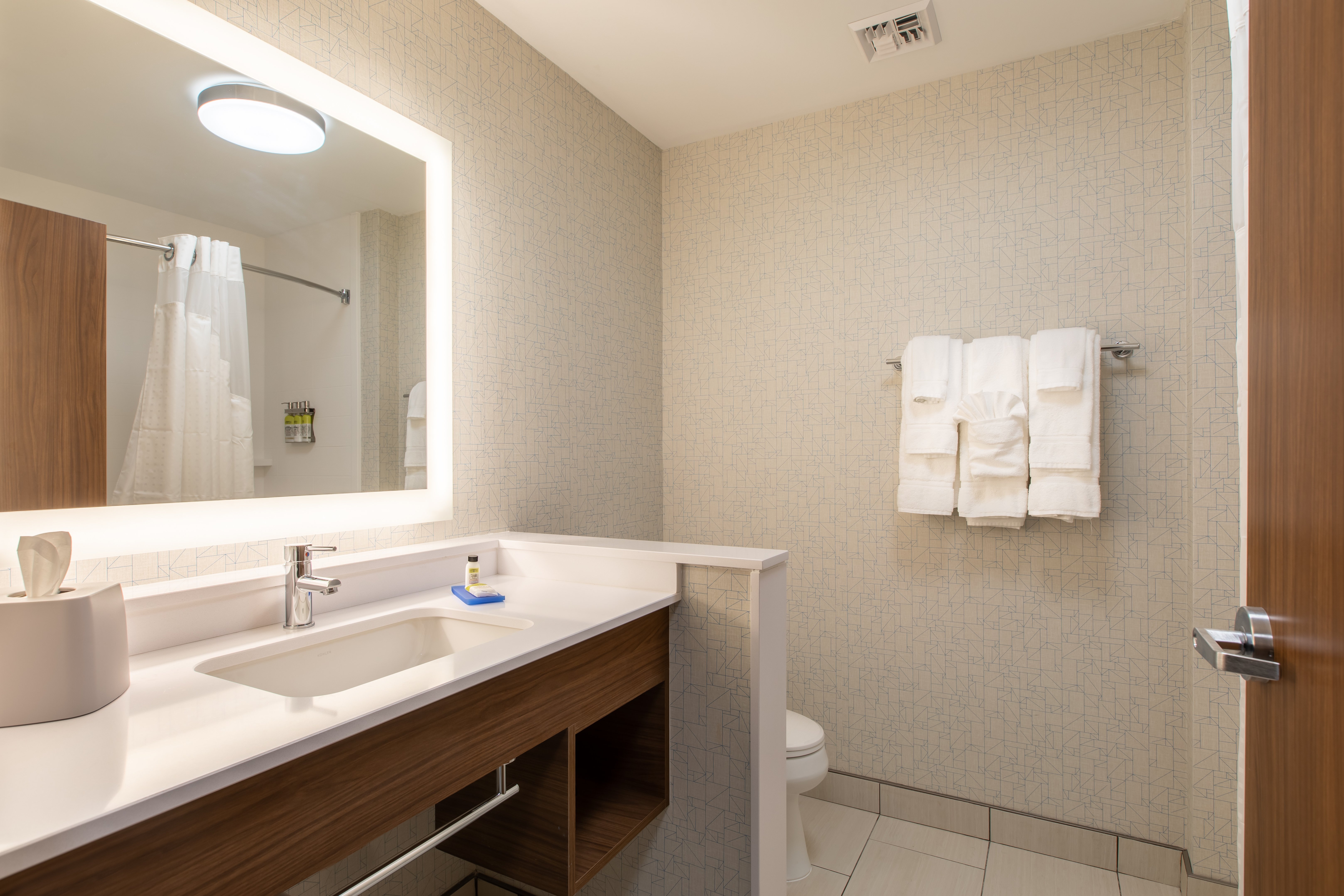 holiday inn express and suites greenville s piedmont by ihg