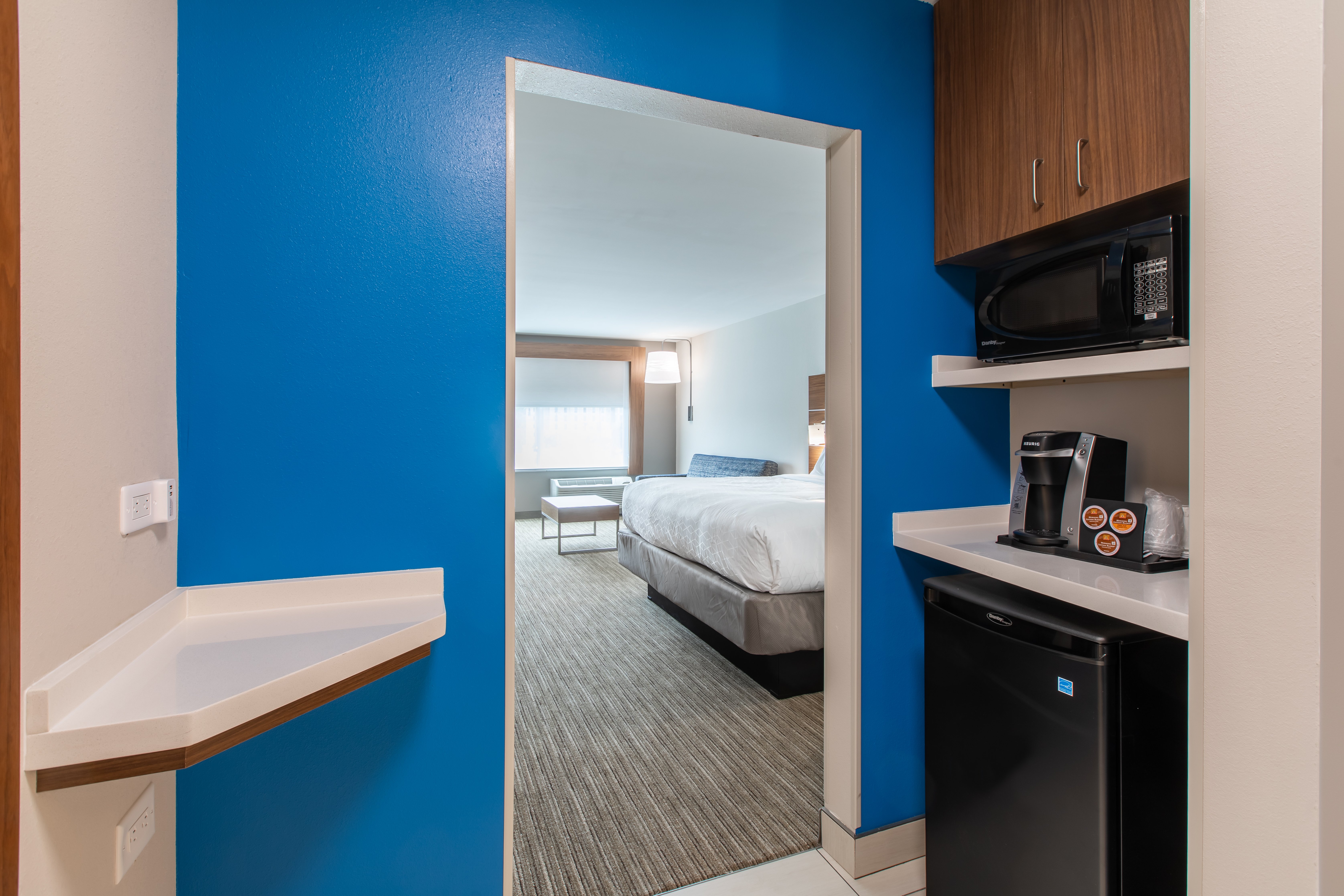 holiday inn express and suites greenville s piedmont by ihg