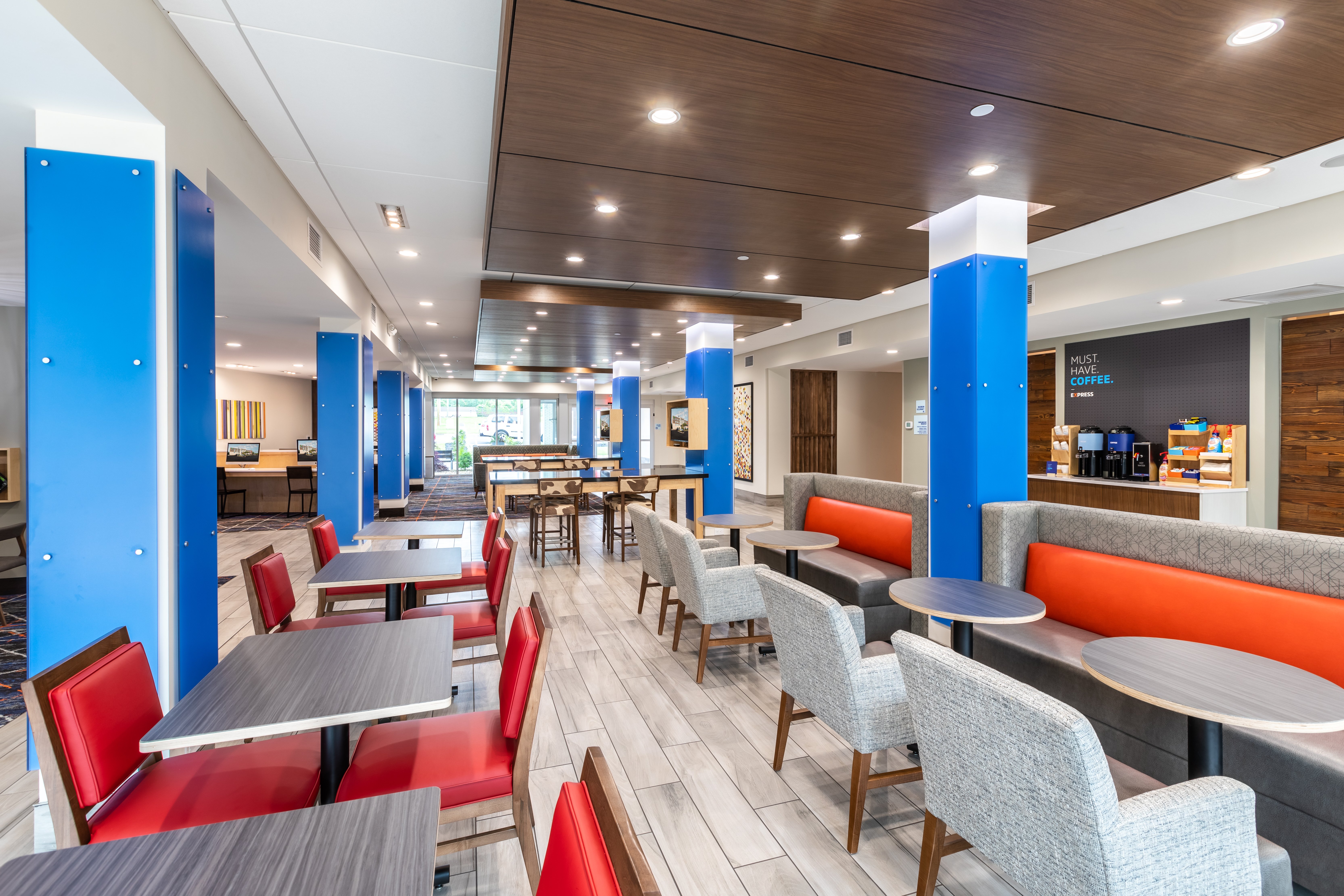 holiday inn express and suites greenville s piedmont by ihg