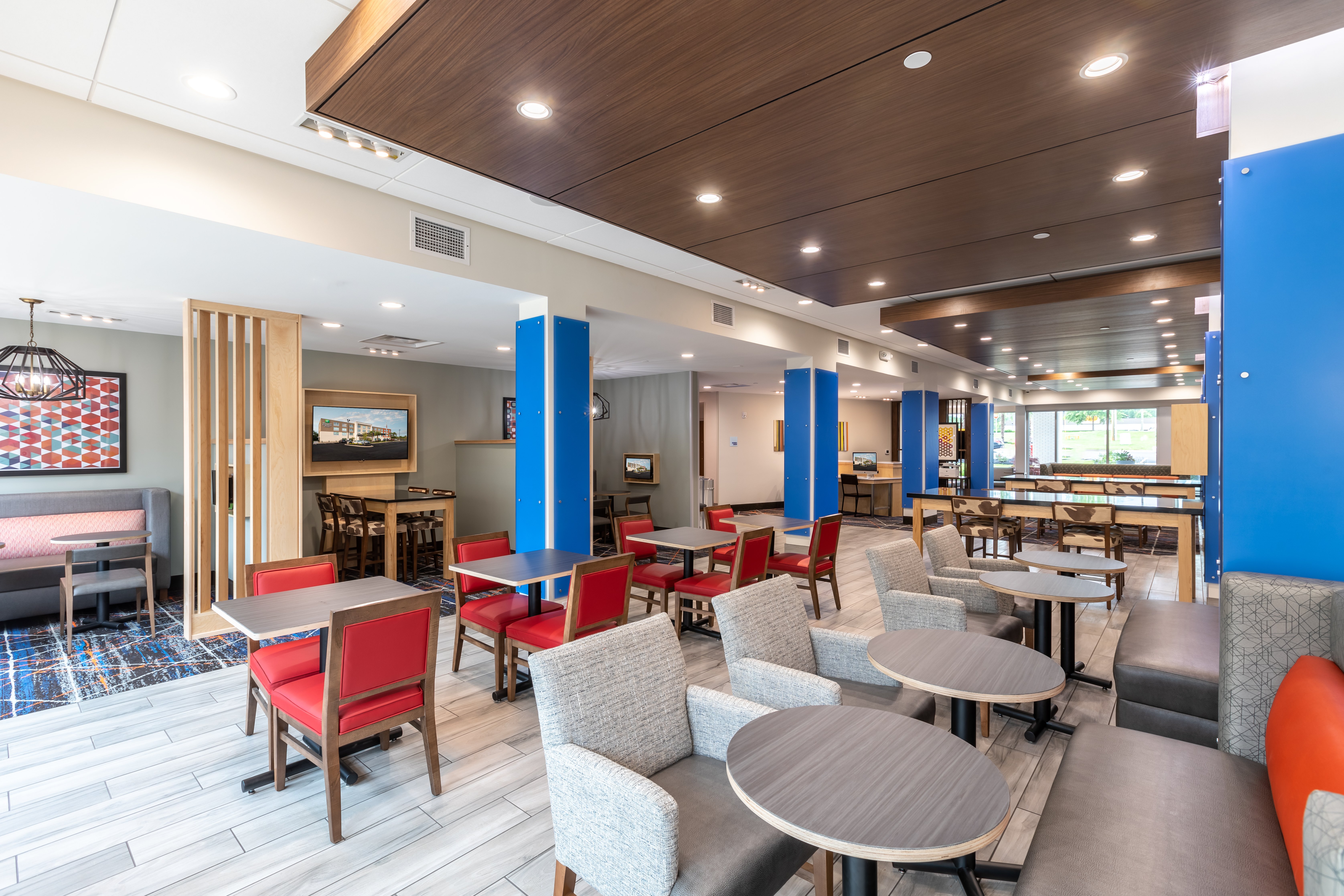 holiday inn express and suites greenville s piedmont by ihg