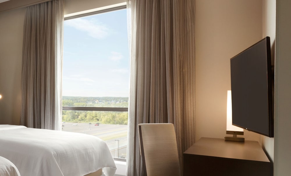 embassy suites by hilton syracuse destiny usa