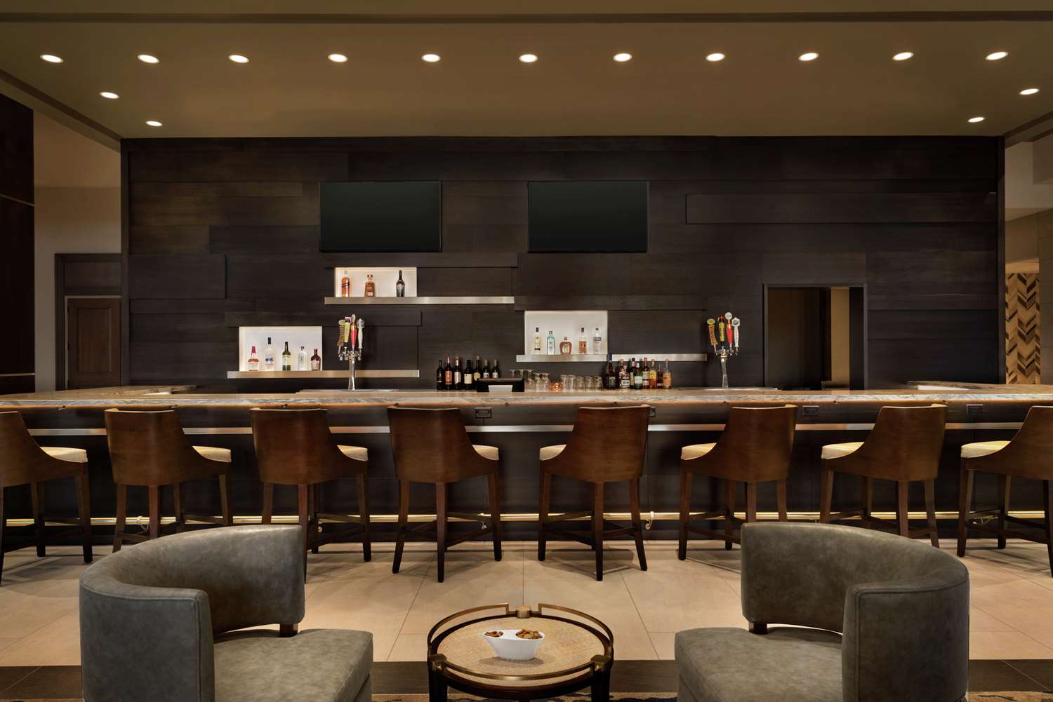 embassy suites by hilton syracuse destiny usa