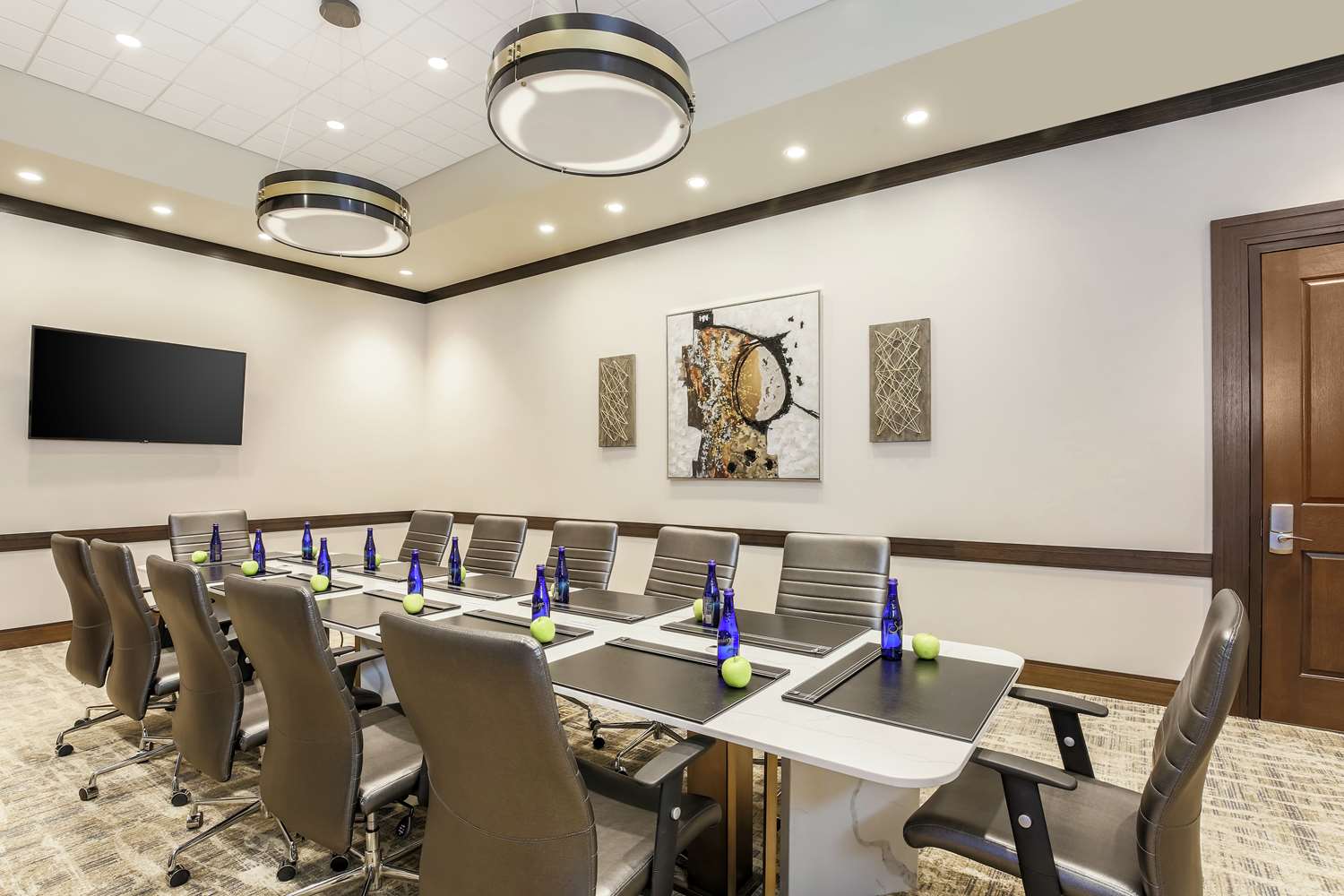 embassy suites by hilton syracuse destiny usa