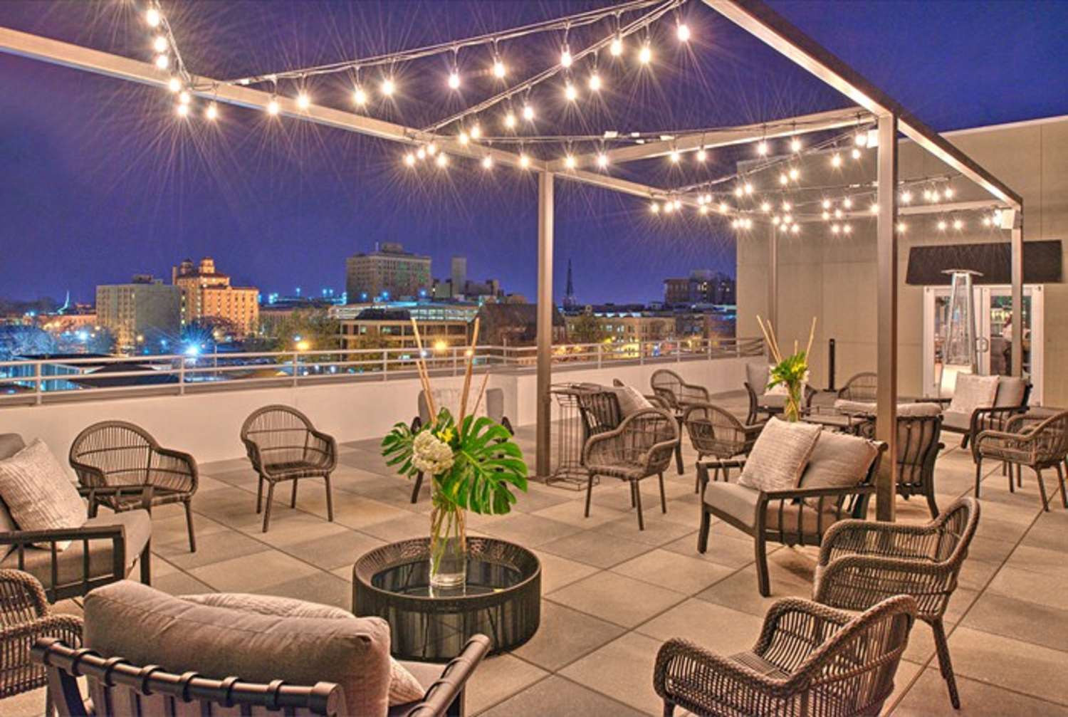 hilton garden inn little rock downtown