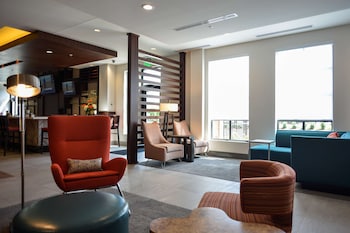 hilton garden inn louisville mall of st matthews