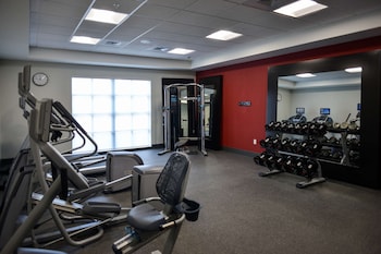 hilton garden inn louisville mall of st matthews