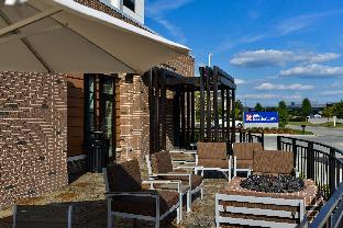 hilton garden inn louisville mall of st matthews