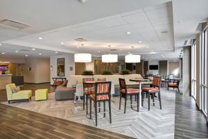 home2 suites by hilton dallas at baylor scott and white