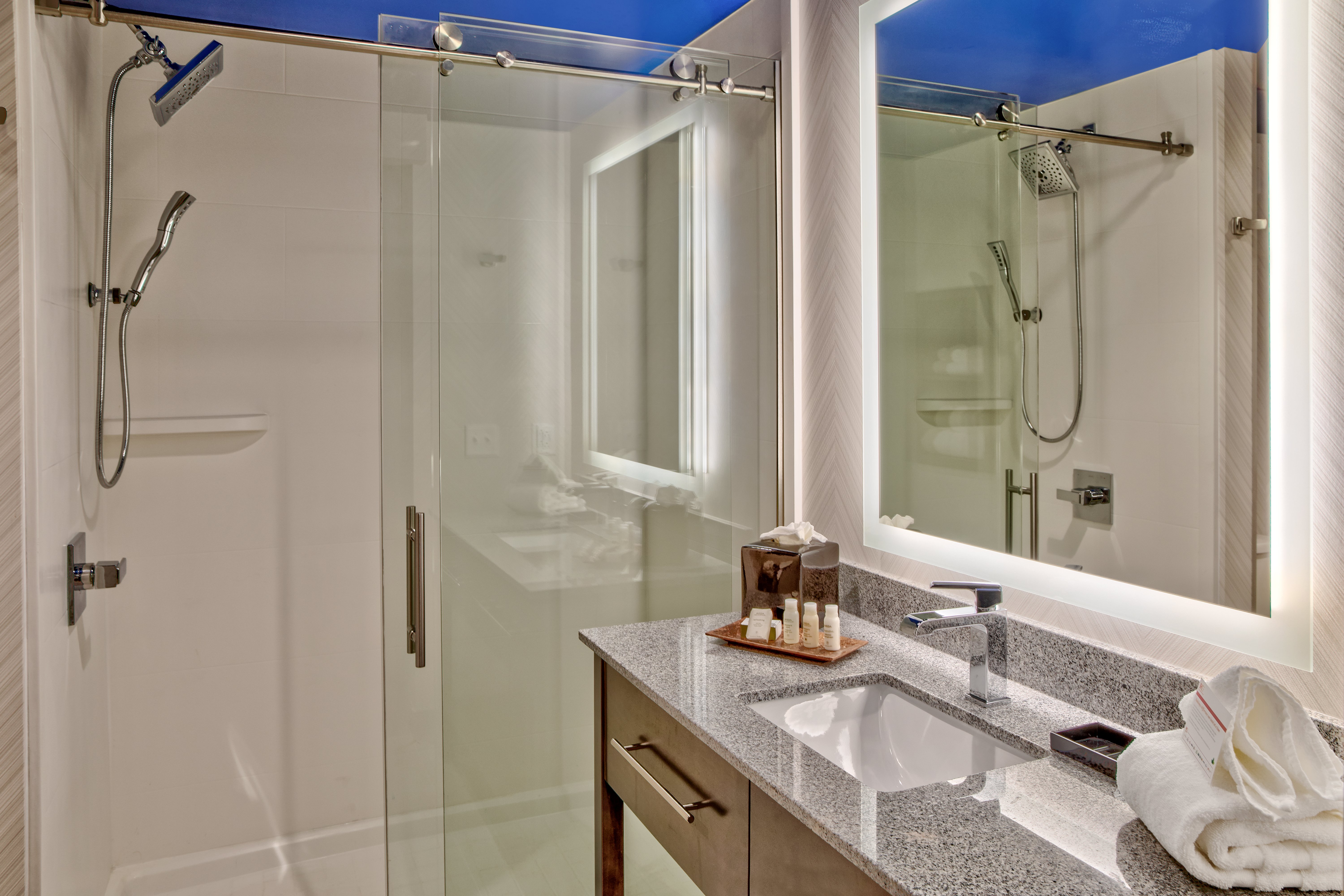 hotel indigo pittsburgh university oakland by ihg