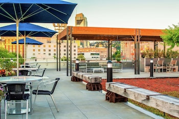 hampton inn and suites portland pearl district
