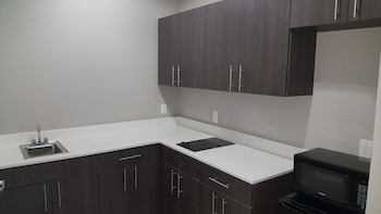 haven inn and suites willowbrook adults only