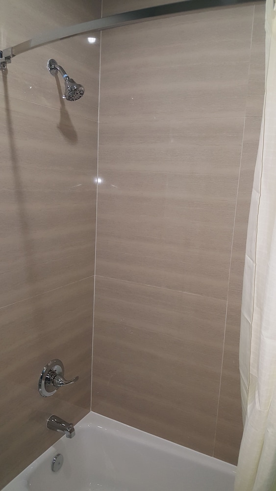 haven inn and suites willowbrook adults only