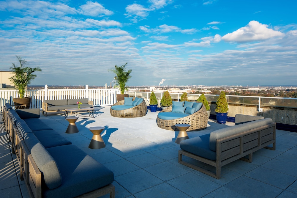 watt hotel rahway tapestry collection by hilton