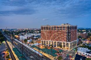 watt hotel rahway tapestry collection by hilton