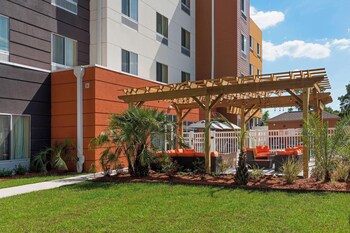 fairfield inn and suites by marriott west monroe
