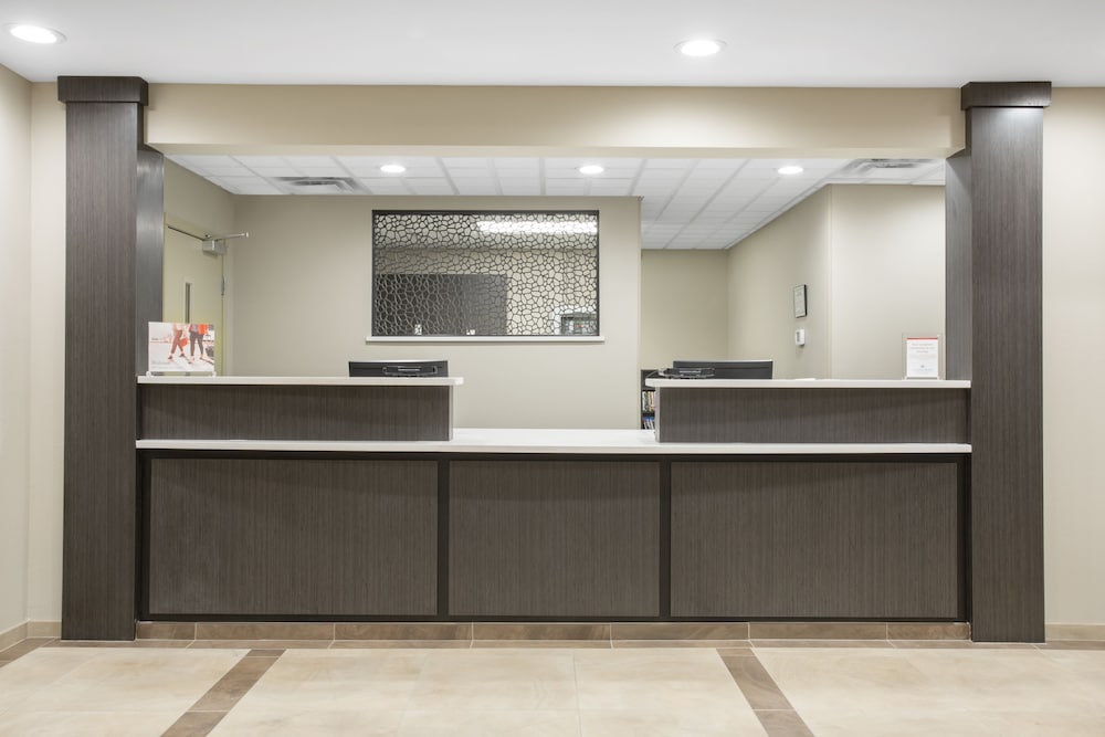 candlewood suites pueblo by ihg