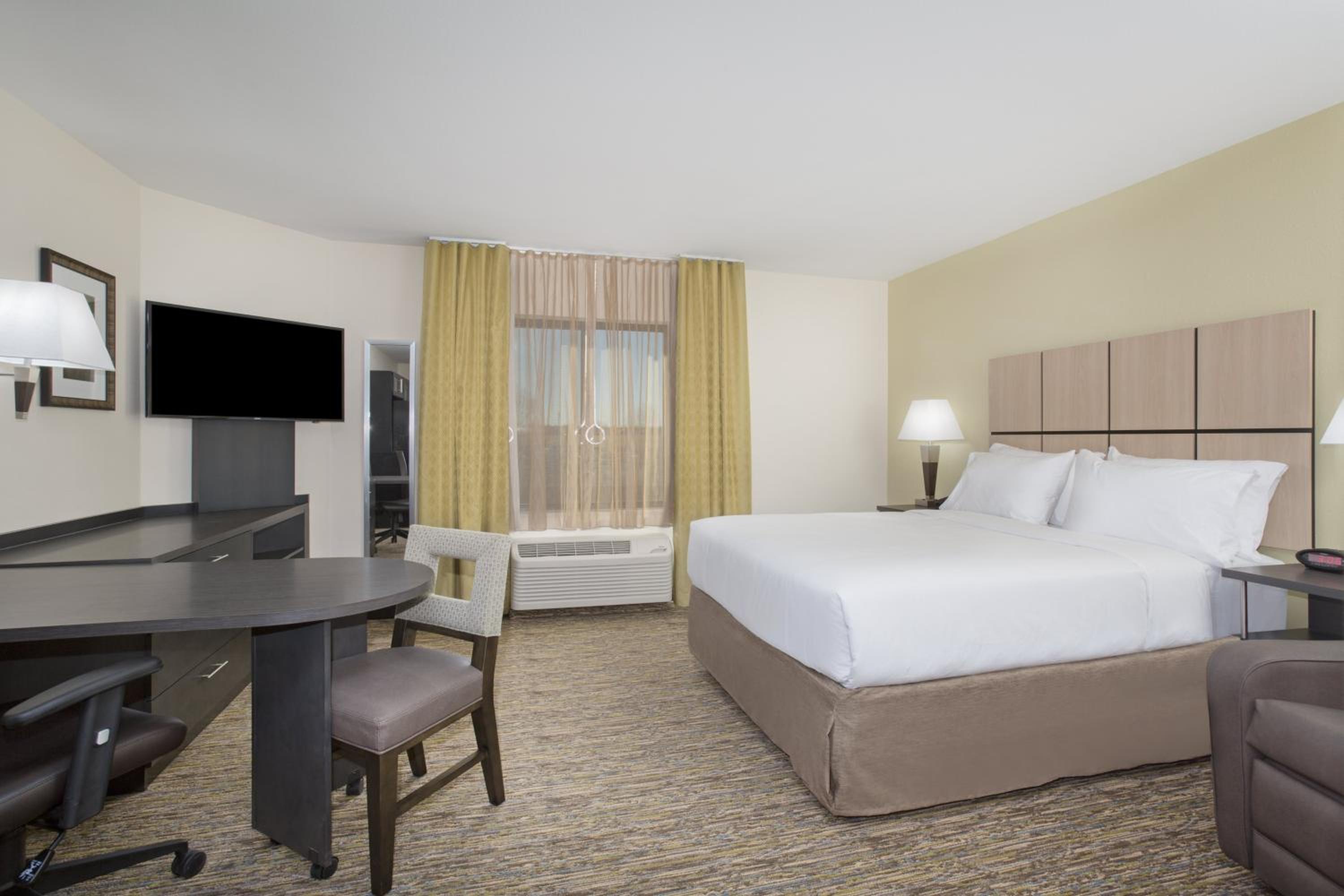 candlewood suites pueblo by ihg