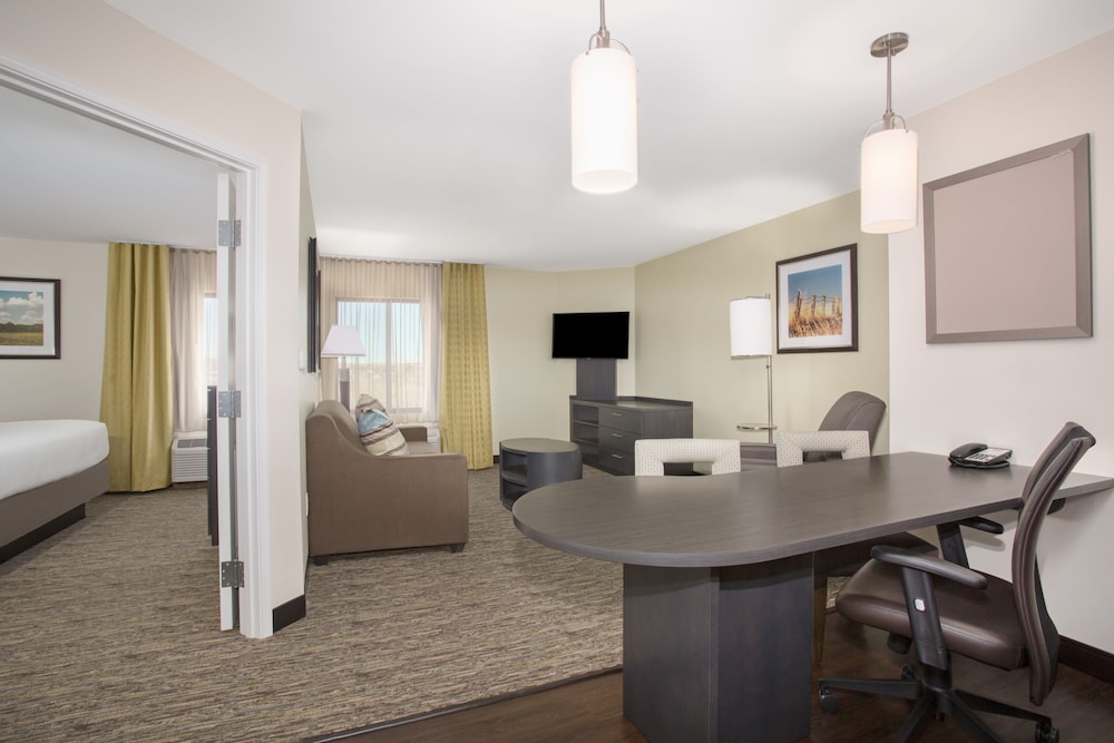 candlewood suites pueblo by ihg