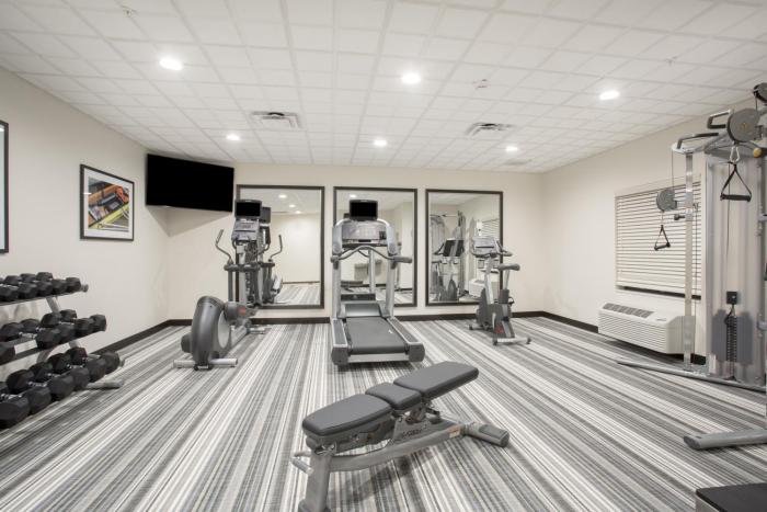 candlewood suites pueblo by ihg