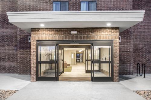 candlewood suites pueblo by ihg