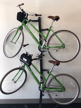 element west des moines