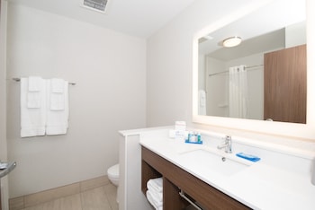 holiday inn express and suites lehi thanksgiving point by ihg